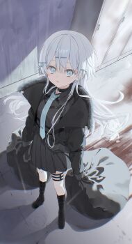 1girl belt_boots black_boots black_collar black_jacket black_shirt black_skirt blood blood_on_ground blood_trail blue_eyes blue_necktie boots breasts chest_harness collar collared_shirt from_above full_body fur-trimmed_jacket fur_trim hair_between_eyes hair_ornament hairclip harness highres implied_murder jacket locker long_hair long_sleeves looking_at_viewer medium_breasts necktie o-ring o-ring_harness omotikaeri open_clothes open_jacket original parted_lips pleated_skirt puddle rain shirt skirt solo thigh_strap tie_clip translation_request trash_bag very_long_hair watermark white_hair