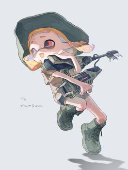 Rule 34 | 1girl, 1n0chi, black shorts, blonde hair, boots, brown shirt, colored tongue, commentary request, fangs, full body, green boots, green hat, grey background, hat, holding, holding weapon, inkling, inkling girl, inkling player character, jet squelcher (splatoon), lace-up boots, long pointy ears, looking to the side, medium hair, nintendo, open mouth, pink eyes, pointy ears, shirt, short sleeves, shorts, smile, solo, splatoon (series), splatoon 3, tentacle hair, weapon, wide sleeves, yellow tongue