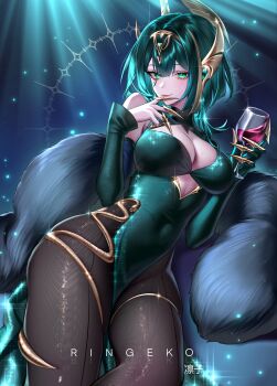 1girl absurdres alternate_costume artist_name bare_shoulders black_pantyhose breasts closed_mouth commentary covered_navel cup detached_sleeves double-parted_bangs dress drinking_glass earpiece elbow_gloves facial_mark feather_boa genshin_impact gloves green_dress green_eyes green_hair hand_up headgear highres holding holding_cup large_breasts looking_at_viewer mark_under_eye medium_hair mole mole_on_breast nefer_(genshin_impact) pantyhose ringeko-chan single_detached_sleeve single_elbow_glove smile solo