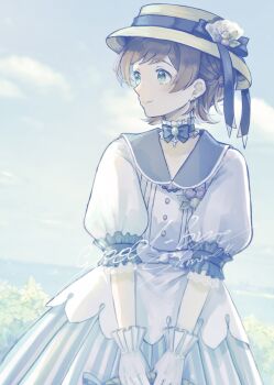 1girl aqua_eyes basket black_ribbon blue_skirt brown_hair cursive day detached_collar dress earrings english_text eyelashes flipped_hair flower frilled_gloves frilled_sleeves frills gloves hat hat_flower hat_ribbon highres holding holding_basket horizon idolmaster idolmaster_million_live! idolmaster_million_live!_theater_days jewelry kinarurikinari kinoshita_hinata looking_to_the_side ocean outdoors puffy_short_sleeves puffy_sleeves ribbon short_hair short_sleeves skirt smile solo straw_hat striped_clothes striped_skirt swept_bangs white_dress white_gloves