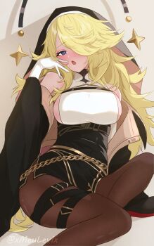1girl arm_up bare_shoulders belt black_jacket black_skirt black_veil blonde_hair blue_eyes blush breasts brown_pantyhose chaos_zero_nightmare gold_trim hair_over_one_eye high-waist_skirt highres jacket large_breasts long_hair long_sleeves looking_at_viewer open_clothes open_jacket open_mouth orlea_(chaos_zero_nightmare) pantyhose shirt sideboob skirt sleeveless sleeveless_shirt solo swept_bangs thigh_belt thigh_strap veil very_long_hair white_shirt wide_sleeves xmeulevix