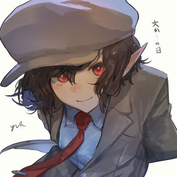 1girl arms_behind_back brown_hair brown_jacket brown_shorts closed_mouth commentary_request eneshi hair_between_eyes hat highres jacket leaning_forward looking_at_viewer medium_hair necktie official_alternate_costume pointy_ears red_eyes red_necktie shameimaru_aya shameimaru_aya_(newsboy) shirt shorts smile solo tie_clip touhou upper_body white_background white_shirt