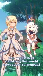 &gt;_&lt; 3d animated audible_music audible_speech bad_tag beach black_scarf blender_(medium) blonde_hair blue_eyes blue_sky cannon cloud corina_boettger_(voice_actor) covering_own_ears cowboy_shot crossed_arms dress english_audio english_text feather_hair_ornament feathers firing floating flower genshin_impact hair_flower hair_ornament halo helmet highres looking_at_another lumine_(genshin_impact) mountainous_horizon no_tables ocean outdoors paimon_(genshin_impact) sarah_miller-crews_(voice_actor) scarf short_hair_with_long_locks sky sound standing twitter_username video watermark white_dress white_flower white_hair white_scarf yellow_eyes