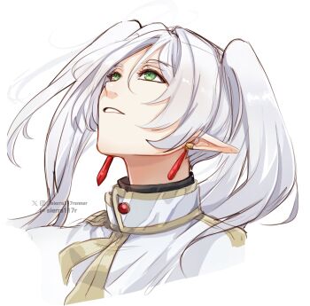1girl capelet cropped_shoulders earrings elf floating_earrings frieren green_eyes grey_hair head_back highres jewelry long_hair long_pointy_ears looking_up meme open_mouth parted_bangs pointy_ears sierra117renner simple_background smile solo sousou_no_frieren teardrop_earrings twintails upward_angle_frieren_drawing_(meme) white_background white_capelet white_hair