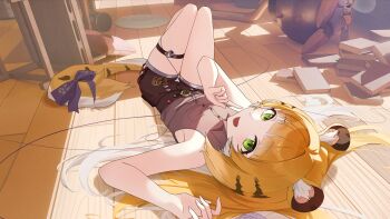 1girl animal_ears black_shirt black_shorts blonde_hair blue_bow bow fang green_eyes highres ju_fufu looking_at_viewer lying multicolored_hair nasol o-ring o-ring_thigh_strap on_back open_mouth shirt shorts skin_fang smile solo tail tail_bow tail_ornament thigh_strap tiger_ears tiger_girl tiger_stripes tiger_tail two-tone_hair white_hair zenless_zone_zero