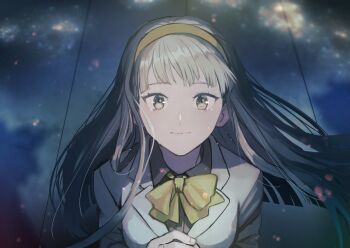 1girl bow digimon digimon_story:_time_stranger grey_eyes grey_hair headband jacket long_hair looking_at_viewer misono_inori night night_sky sky solo white_jacket yellow_bow yellow_headband yuu_(pixiv3042074)