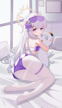 1girl absurdres ass azusa_(blue_archive) blue_archive commentary crescent_halo feathered_wings from_behind halo highres long_hair looking_at_viewer low_wings miniskirt no_shoes panties pantyhose purple_eyes purple_panties purple_sports_bra skirt solo sports_bra underwear white_hair white_pantyhose wings yellow_halo yu_fu_miko