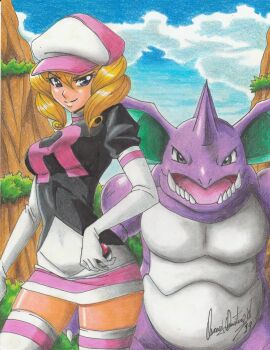 1girl 2019 absurdres artist_name blonde_hair claws colored_skin cowboy_shot day domino_(pokemon) drill_hair elbow_gloves fangs gen_1_pokemon gloves grey_eyes hat highres holding holding_poke_ball horns large_ears medium_hair mountain nidoking nintendo open_mouth outdoors poke_ball pokemon pokemon_(anime) pokemon_(classic_anime) pokemon_(creature) print_shirt purple_eyes purple_skin ravernclouk_design sharp_teeth shirt short_sleeves single_horn sky smile spikes standing team_rocket team_rocket_uniform teeth thick_thighs thighhighs thighs tongue traditional_media tree twintails v-shaped_eyebrows white_headwear