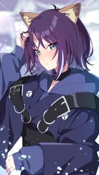 1girl absurdres adjusting_hair animal_ears black_collar blurry blurry_background cat_ears chou_kaguya-hime! closed_mouth collar colored_inner_hair commentary_request eyeshadow forehead_jewel glowing green_eyes hand_up highres hood hood_down japanese_clothes kirizuki_reika long_sleeves looking_at_viewer makeup multicolored_hair nail_polish parted_bangs purple_hair purple_nails red_eyeshadow sakayori_iroha short_hair solo sweat upper_body