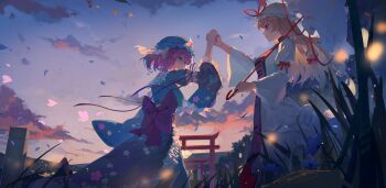 2girls armband back_bow blonde_hair blue_hat blue_kimono bow cloud cloudy_sky dress expressionless floral_print flower frilled_armband frilled_dress frilled_kimono frills from_below grass handshake hat highres holding holding_hands holding_umbrella japanese_clothes juliet_sleeves kimono large_bow long_dress long_hair long_sleeves looking_at_another medium_hair mob_cap multiple_girls multiple_torii parasol petals pink_bow pink_eyes pink_hair profile puffy_sleeves purple_tabard qianeyejiaorouji red_eyes saigyouji_yuyuko scenery sky sunset tabard torii touhou triangular_headpiece umbrella waist_bow white_armband white_hat yakumo_yukari