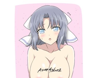 1girl areola_slip artist_name azuresakura blue_eyes blush body_writing bow breasts cleavage commentary_request grey_hair hair_bow large_breasts nude open_mouth pink_background senran_kagura senran_kagura_estival_versus senran_kagura_shinovi_versus signature solo upper_body yumi_(senran_kagura)