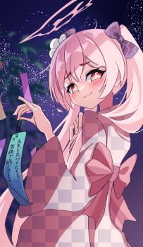 1girl :3 absurdres back_bow blue_archive blush bow commentary_request double-parted_bangs hair_between_eyes hair_bow halo highres holding holding_tanzaku japanese_clothes kimono koyuki_(blue_archive) leaf long_hair looking_at_viewer night orange_hair outdoors pink_hair pink_halo purple_bow red_eyes red_kimono sidelocks smile solo sparkling_eyes tanabata tanzaku translation_request turning_head twintails two-tone_kimono unmoving_pattern upper_body very_long_hair vtitalianlion46 white_kimono yukata