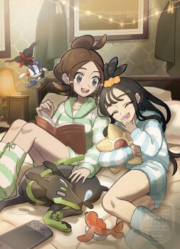 2girls :d alternate_costume black_hair book brown_eyes brown_hair character_doll closed_eyes commentary_request doll floette floette_(eternal) gen_1_pokemon gen_6_pokemon harmony_(pokemon) highres hood hood_down indoors jacket knees legendary_pokemon lida_(pokemon) long_hair long_sleeves multiple_girls nariwami_(srhd3848) nintendo on_bed open_mouth pokemon pokemon_(creature) pokemon_legends:_z-a shorts smile staryu tatsugiri teeth topknot upper_teeth_only watermark zygarde zygarde_(10)
