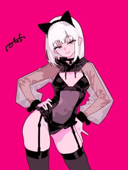 1girl animal_ear_hairband animal_ears black_choker black_leotard black_thighhighs breasts brown_eyes cat_ear_hairband cat_ears choker cleavage fake_animal_ears groin hairband hand_on_own_hip hashtag-only_commentary highres leotard looking_at_viewer medium_hair minminmince original pink_background see-through_clothes see-through_cutout see-through_sleeves signature smile solo standing thigh_strap thighhighs white_hair