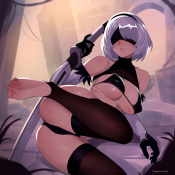 1girl 2b_(nier:automata) artist_name bikini black_bikini black_hairband blindfold breasts commentary detached_leggings elbow_gloves facing_viewer feet foot_out_of_frame gloves grey_hair hairband highres holding holding_sword holding_weapon large_breasts lying mole mole_under_mouth nier:automata nier_(series) no_shoes on_side parted_lips short_hair squeezable_(squeezabledraws) swimsuit sword toenails toes turtleneck weapon