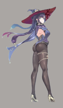 1girl ass back_cutout blue_eyes blush brown_pantyhose closed_mouth clothing_cutout dress earrings eyebrows_hidden_by_hair from_side genshin_impact grey_background grey_shoes hands_on_own_hips hat high_heels highres jewelry large_hat long_hair looking_to_the_side mona_(genshin_impact) pantyhose purple_dress purple_hair purple_hat shoes simple_background solo stiletto_heels yoruarukughi