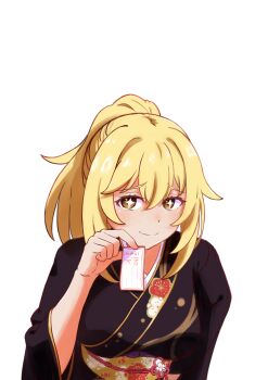 1girl absurdres black_kimono blonde_hair closed_mouth floral_print floral_print_kimono hair_between_eyes highres holding holding_omikuji japanese_clothes kimono long_hair looking_at_viewer new_year obi obijime omikuji pawakou545 ponytail print_kimono sash shokuhou_misaki simple_background smile solo sparkling_eyes toaru_kagaku_no_mental_out toaru_kagaku_no_railgun toaru_majutsu_no_index upper_body white_background yellow_eyes