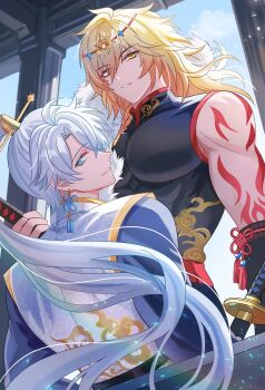 abs arm_tattoo black_shirt black_sleeves blonde_hair blue_eyes chinese_clothes facial_mark grey_hair hair_ornament hairband highres holding holding_sword holding_weapon honkai:_star_rail honkai_(series) long_hair long_sleeves michowow muscular muscular_male mydei_(honkai:_star_rail) phainon_(honkai:_star_rail) shirt sword tassel tattoo weapon white_hair yellow_eyes