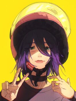 1girl black_choker black_shirt chainsaw_man choker freakifier green_eyes grenade_pin hair_between_eyes helmet highres looking_at_viewer motorcycle_helmet parted_lips purple_hair reze_(chainsaw_man) shirt simple_background solo v yellow_background
