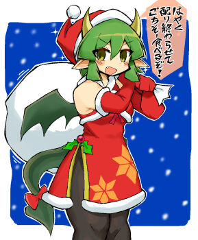 1girl black_leggings blue_background blush border brown_eyes carrying_over_shoulder china_dress chinese_clothes christmas commentary cowboy_shot double-parted_bangs draco_centauros dragon_girl dragon_horns dragon_tail dragon_wings dress elbow_gloves fang fur-trimmed_dress fur-trimmed_gloves fur-trimmed_headwear fur_trim gloves green_hair hair_between_eyes hat holding holding_sack horns kurokogeee leggings looking_at_viewer medium_hair mistletoe official_alternate_costume open_mouth outline pointy_ears pom_pom_(clothes) puyopuyo puyopuyo_quest red_dress red_gloves red_hat sack santa_costume santa_hat side_slit sidelocks smile snowflake_print snowing solo speech_bubble tail translation_request v-shaped_eyebrows white_border white_outline wings
