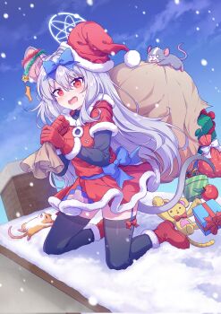 1girl alternate_costume animal_ears black_thighhighs blue_archive blue_bow bow box dress fang gift gift_box gloves grey_hair hair_between_eyes hair_bow halo hat highres kaoling kneeling layered_sleeves long_hair looking_at_viewer mouse_(animal) mouse_ears mouse_tail open_mouth outdoors red_dress red_eyes red_footwear red_gloves red_hat santa_costume santa_dress santa_hat saya_(blue_archive) solo tail thick_eyebrows thighhighs