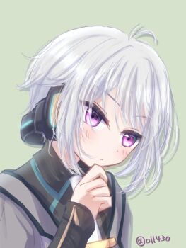 1boy ahoge bob_cut closed_mouth commentary_request eiyuu_densetsu green_background hair_between_eyes headphones highres kuro_no_kiseki_(series) kuro_no_kiseki_i looking_at_viewer male_focus o11430 parted_bangs portrait purple_eyes quatre_salision short_hair simple_background solo twitter_username white_hair