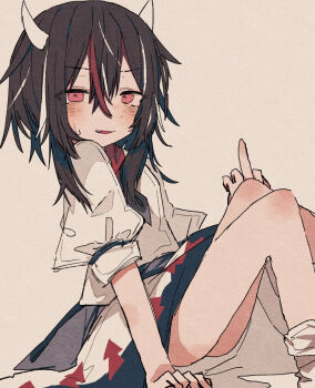 1girl arrow_print black_hair black_neckerchief black_sash commentary_request dress fang feet_out_of_frame highres horns kijin_seija knees_up looking_at_viewer medium_hair middle_finger multicolored_hair nacht_musik neckerchief open_mouth puffy_short_sleeves puffy_sleeves red_eyes red_streaks sash short_sleeves simple_background sitting small_horns socks solo streaked_hair sweat touhou v-shaped_eyebrows white_background white_dress white_horns white_socks white_streaks