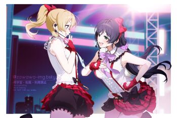 2girls ayase_eli blonde_hair blue_eyes green_eyes idol love_live! love_live!_school_idol_project microphone multiple_girls music purple_hair red_skirt shirt singing skirt stage tojo_nozomi watermark white_shirt yuri zawawa_(satoukibi1108)