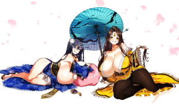 2girls absurdres black_hair black_pantyhose blue_hair blue_kimono breasts brown_hair cleavage curvy grin highres huge_breasts japanese_clothes kimono long_hair looking_at_viewer lying multiple_girls oil-paper_umbrella on_side original pantyhose rantia sideboob simple_background smile tassel thick_thighs thighs umbrella white_background yellow_eyes yellow_kimono