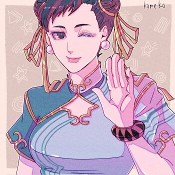Rule 34 | 1girl, bangle, black hair, bracelet, breasts, brown eyes, capcom, china dress, chinese clothes, chun-li, closed mouth, clothing cutout, commentary request, double bun, dress, earrings, gold ribbon, gold trim, grey background, hair bun, hair ribbon, highres, jewelry, komeko (strikek-lvvjm27), large breasts, one eye closed, pearl earrings, ribbon, short sleeves, smile, solo, street fighter, street fighter 6, upper body, waving, white dress