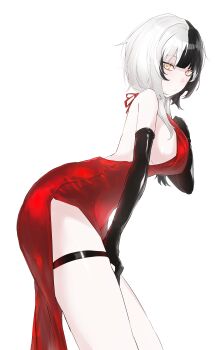 1girl :/ absurdres alternate_costume black_gloves black_hair blunt_bangs breasts closed_mouth commentary cowboy_shot dress elbow_gloves english_commentary evening_gown from_side gloves grey_hair hand_on_own_chest hand_on_own_thigh highres hololive hololive_english kurochanai large_breasts leaning_forward long_hair looking_at_viewer multicolored_hair red_dress shiori_novella side_slit sideless_dress simple_background sleeveless sleeveless_dress solo split-color_hair standing thigh_strap two-tone_hair virtual_youtuber white_background yellow_eyes