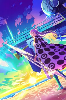 1girl arched_bangs beach blonde_hair blue_sky braid closed_mouth collared_cloak commentary dark-skinned_female dark-skinned_male dark_skin dress eupha_(metaphor:_refantazio) from_side gradient_sky green_leggings green_pantyhose highres holding holding_polearm holding_weapon leggings long_hair looking_at_viewer looking_back metaphor:_refantazio ocean outdoors pantyhose patterned_clothing perspective pink_clouds polearm poncho purple_eyes signature sky solo spear sun sunset third_eye twin_braids very_long_ears walking weapon yellow_sky yono_999