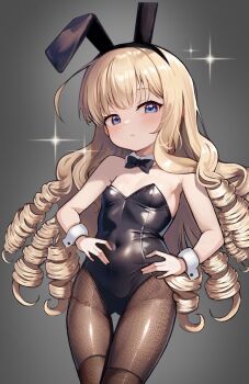 1girl absurdres animal_ear_hairband animal_ears azur_lane black_bow black_bowtie black_leotard blonde_hair blue_eyes bow bowtie breasts detached_collar drill_hair fake_animal_ears gluteal_fold gradient_background grey_background hairband hands_on_own_hips highres leotard linto_(ufpr4524) long_hair looking_at_viewer pantyhose playboy_bunny queen_elizabeth_(azur_lane) rabbit_ears small_breasts solo sparkle_background strapless strapless_leotard thigh_gap wrist_cuffs