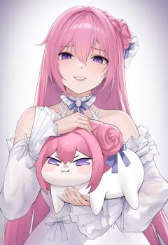 1girl :3 absurdres bare_shoulders blush commentary_request doro_(nikke) dorothy_(nikke) dress false_smile gem gesugao goddess_of_victory:_nikke gradient_background hair_between_eyes hair_bun highres holding kurone_rinka long_hair long_sleeves looking_at_viewer parted_lips pink_hair purple_eyes simple_background single_hair_bun smile smug white_dress white_gemstone