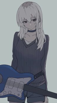 1girl black_choker black_shorts black_sweater choker collarbone cowboy_shot electric_guitar girls_band_cry grey_background grey_eyes grey_hair guitar guitar_strap hair_between_eyes highres instrument kawaragi_momoka long_hair long_sleeves multicolored_hair n_nai_nai_n pantyhose pantyhose_under_shorts roots_(hair) shorts simple_background solo sweater