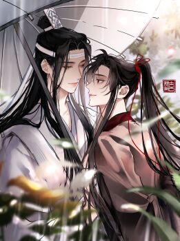2boys ahoge bishounen black_eyes black_hair black_hanfu blurry blurry_background blurry_foreground chinese_clothes closed_mouth couple depth_of_field eye_contact face-to-face falling_leaves flower hair_ribbon hanfu hashtag-only_commentary headband high_ponytail highres holding holding_umbrella lan_wangji leaf long_hair long_sleeves looking_at_another loxunzixin31122 male_focus modao_zushi multiple_boys oil-paper_umbrella outdoors ponytail profile rain red_eyes red_ribbon ribbon robe seal_impression shared_umbrella sidelocks smile topknot umbrella upper_body wei_wuxian white_hanfu white_headband wide_sleeves xiao_guan_(headdress) yaoi yellow_eyes