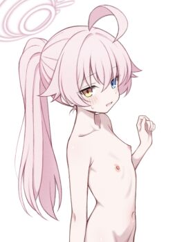 1girl ahoge arm_at_side blue_archive blue_eyes blush collarbone curled_fingers flat_chest groin hair_between_eyes halo hand_up heterochromia highres hoshino_(blue_archive) loli long_hair looking_at_viewer looking_to_the_side navel nipples nude open_mouth out-of-frame_censoring pink_hair pink_halo ponytail sidelocks simple_background solo suiran_(suiran0111) sweatdrop upper_body white_background yellow_eyes