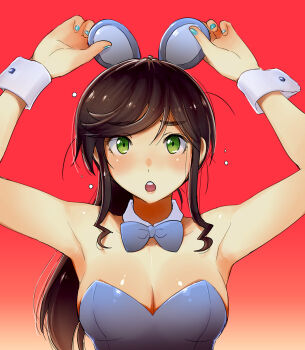 Rule 34 | 1girl, aqua nails, black hair, blue bow, blue bowtie, blue leotard, bow, bowtie, breasts, cleavage, commentary request, detached collar, green eyes, hattori mitsuru, highres, kinme wakana, kirei ni shitemoraemasuka, leotard, long hair, medium breasts, open mouth, red background, sidelocks, solo, strapless, strapless leotard, teeth, upper body, upper teeth only, white wrist cuffs, wrist cuffs