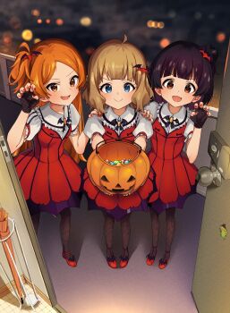 3girls absurdres animal_print basket bat_brooch bat_hair_ornament black_gloves black_hair black_pantyhose blue_eyes blurry blurry_background brown_eyes brown_hair cabbage_(chlehd2239) chupacabra_(idolmaster) claw_pose closed_mouth doorway dress fang fingerless_gloves fingernails fishnet_gloves fishnets from_inside gloves hair_ornament halloween halloween_bucket hand_on_another&#039;s_shoulder highres holding holding_basket idolmaster idolmaster_million_live! idolmaster_million_live!_theater_days long_hair looking_at_viewer multiple_girls my_dear_vampire_(idolmaster) nail_polish nakatani_iku night official_alternate_costume ogami_tamaki one_side_up open_mouth orange_hair pantyhose print_pantyhose puffy_short_sleeves puffy_sleeves red_dress red_nails red_shoes shoes short_hair short_sleeves side-by-side skin_fang smile spider_print standing suou_momoko trick-or-treating vampire_costume white_sleeves