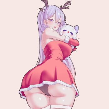 1girl absurdres animal animal_ears animal_hug ass bare_shoulders black_panties blush breasts cat commentary_request cowboy_shot deer_ears double-parted_bangs dress elbow_gloves fake_animal_ears fake_antlers from_behind fur-trimmed_gloves fur_trim gloves hair_between_eyes highres indie_virtual_youtuber large_breasts long_hair looking_at_viewer looking_back mimyo_(vtuber) open_mouth panties pink_background purple_eyes purple_hair rapid17 red_dress red_gloves short_dress simple_background solo strapless strapless_dress thighs underwear virtual_youtuber