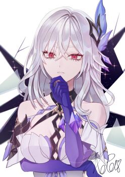 1girl arm_support artist_name bare_shoulders blue_ribbon breasts collarbone commentary_request crossed_bangs crystal_hair_ornament detached_sleeves dress empty_eyes genshin_impact grey_hair hair_between_eyes hair_ornament hair_ribbon hand_on_own_chin hand_up highres large_breasts long_hair looking_at_viewer prosthesis prosthetic_arm purple_hands red_eyes ribbon short_sleeves signature skirk_(genshin_impact) sleeveless sleeveless_dress solo star_(sky) starry_sky_background teeth upper_body white_background white_dress white_sleeves zabu_rou