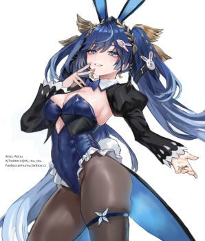 1girl aimu_(angry9565) alternate_costume animal_ears artist_name black_pantyhose black_shrug blue_bow blue_bowtie blue_eyes blue_hair blue_leotard bow bowtie breasts cleavage clothing_cutout commentary cowboy_shot cutout_above_navel fake_animal_ears fingernails gradient_hair hair_belt hand_up iuno_(wuthering_waves) laurel_crown leotard long_hair looking_at_viewer medium_breasts multicolored_hair pantyhose parted_lips playboy_bunny rabbit_ears shrug_(clothing) simple_background smile solo strapless strapless_leotard thigh_strap twintails v very_long_hair white_background wuthering_waves