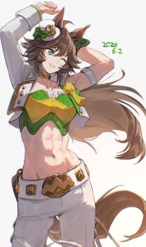 1girl absurdres ahoge animal_ears asymmetrical_jacket brown_hair brown_tail choker collarbone dated green_eyes green_shirt hakushaku_(hakus_1128) hat highres horse_ears horse_girl horse_tail mini_hat mini_top_hat mr._c.b._(umamusume) navel one_eye_closed pants shirt simple_background single_sleeve single_wrist_cuff smile solo tail top_hat umamusume white_background white_pants wrist_cuffs yellow_choker