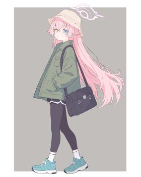 1girl absurdres alternate_costume bag black_bag black_shorts blue_archive blue_eyes blue_shoes full_body green_jacket grey_background halo hand_in_pocket hands_in_pockets hat heterochromia highres hoshino_(blue_archive) jacket leggings long_hair long_sleeves looking_at_viewer open_clothes open_jacket pink_hair pink_halo puch11 shoes shorts shoulder_bag simple_background socks solo walking white_socks yellow_eyes