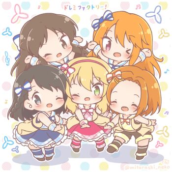5girls bare_shoulders beamed_sixteenth_notes black_boots black_hair black_shorts black_thighhighs blonde_hair blue_skirt blue_thighhighs blush boots bow braid brown_eyes brown_hair brown_jacket commentary_request eighth_note fold-over_boots forehead fortissimo green_eyes grey_eyes hair_between_eyes hair_bow hair_ornament hairband hairclip highres idolmaster idolmaster_cinderella_girls idolmaster_cinderella_girls_u149 jacket mitarashi_neko multicolored_polka_dots multiple_girls musical_note musical_note_hair_ornament open_clothes open_jacket orange_hair parted_bangs pink_hairband pink_skirt pink_thighhighs plaid_clothes plaid_shirt polka_dot polka_dot_background ryuzaki_kaoru sailor_collar sakurai_momoka sasaki_chie shadow shirt shorts skirt sleeveless sleeveless_jacket striped_bow tachibana_arisu thighhighs thighhighs_under_boots translation_request treble_clef white_background white_sailor_collar wrist_cuffs yuuki_haru
