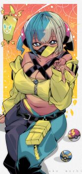 1girl absurdres aqua_hair bandeau black_hair black_mask blonde_hair blue_eyes breasts bright_pupils canari_(pokemon) dark-skinned_female dark_skin gen_4_pokemon highres kinakomochi_(user_vedc2333) large_breasts looking_at_viewer mask mouth_mask multicolored_hair nintendo poke_ball pokemon pokemon_legends:_z-a rotom rotom_phone solo two-tone_mask white_pupils yellow_bandeau yellow_mask