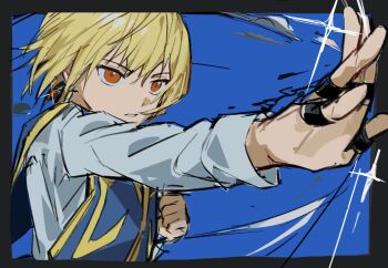 1boy blonde_hair blue_background blue_tabard earrings hand_chains hashtag-only_commentary hunter_x_hunter jewelry kurapika male_focus outstretched_arm parted_lips red_eyes sevenlistening short_hair simple_background solo tabard teeth upper_body