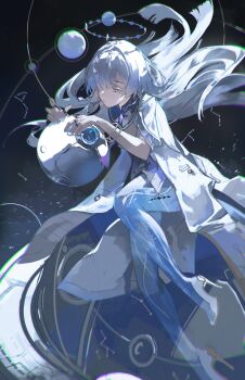 1girl absurdres chromatic_aberration closed_mouth commentary earrings grey_hair halo highres jacket jewelry long_hair mornye_(wuthering_waves) orb prosthesis prosthetic_leg red_eyes saturn_(saturn_illus) solo tacet_mark_(wuthering_waves) triangle_earrings white_jacket wuthering_waves