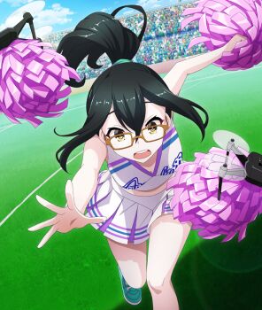 1girl audience bare_shoulders bent_over black_hair bleachers blue_sky breasts brown-framed_eyewear cheerleader clothes_writing cloud crop_top day dot_nose double-parted_bangs downblouse drone dutch_angle game_cg glasses green_scrunchie green_shoes hair_ornament hair_scrunchie hair_up high_ponytail holding holding_pom_poms medium_breasts medium_hair midriff morishita_kihiro official_art open_mouth outdoors outstretched_arms pom_pom_(cheerleading) pom_poms ponytail reaching reaching_towards_viewer rectangular_eyewear romaji_text scrunchie shoes skirt sky sleeveless sneakers solo_focus stadium tank_top teeth third-party_source toji_no_miko toji_no_miko:_kizamishi_issen_no_tomoshibi upper_teeth_only white_skirt white_tank_top yellow_eyes