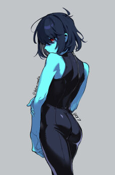 1other antenna_hair arm_at_side ass bare_arms bare_shoulders black_bodysuit black_hair blue_skin bob_cut bodysuit clip_studio_paint_(medium) closed_mouth colored_skin commentary cowboy_shot deltanoodle deltarune english_commentary expressionless fingernails from_behind grey_background hair_between_eyes hand_on_own_arm kris_(dark_world)_(deltarune) kris_(deltarune) looking_at_viewer looking_back making-of_available other_focus profile red_eyes short_hair simple_background sleeveless sleeveless_bodysuit solo standing swept_bangs turtleneck turtleneck_bodysuit twitter_username utdr_(toby_fox) zipper